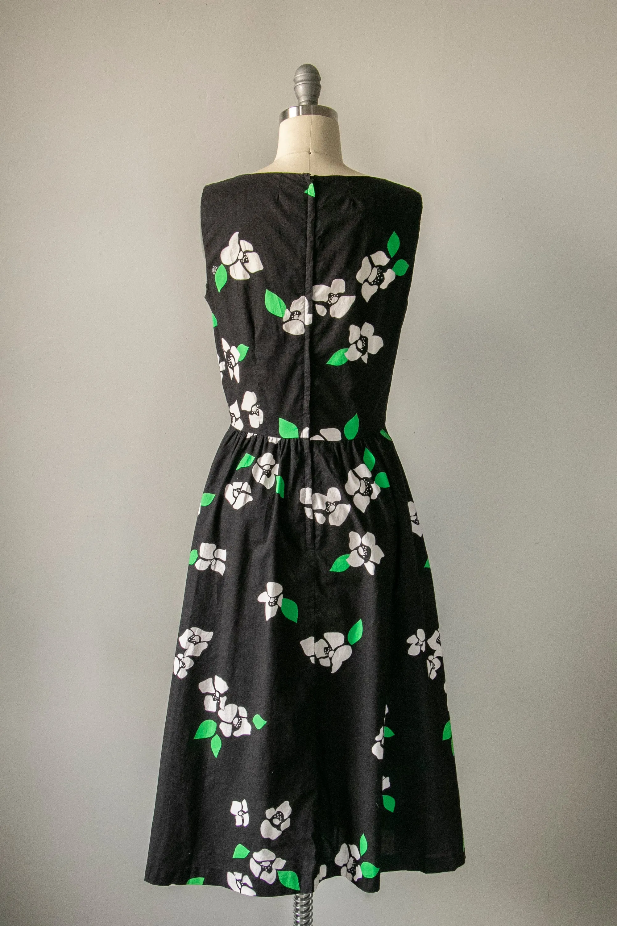 1960s Dress Cotton Hawaiian Floral S