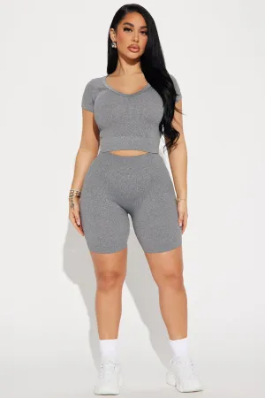 Alisa Seamless Short Set - Grey