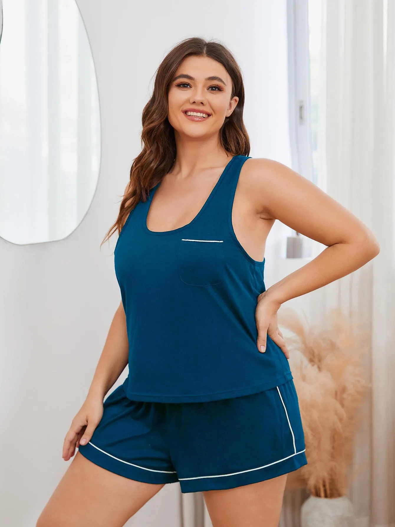 *APP EXCLUSIVE* Contrast Piping Racerback Tank and Shorts Lounge Set