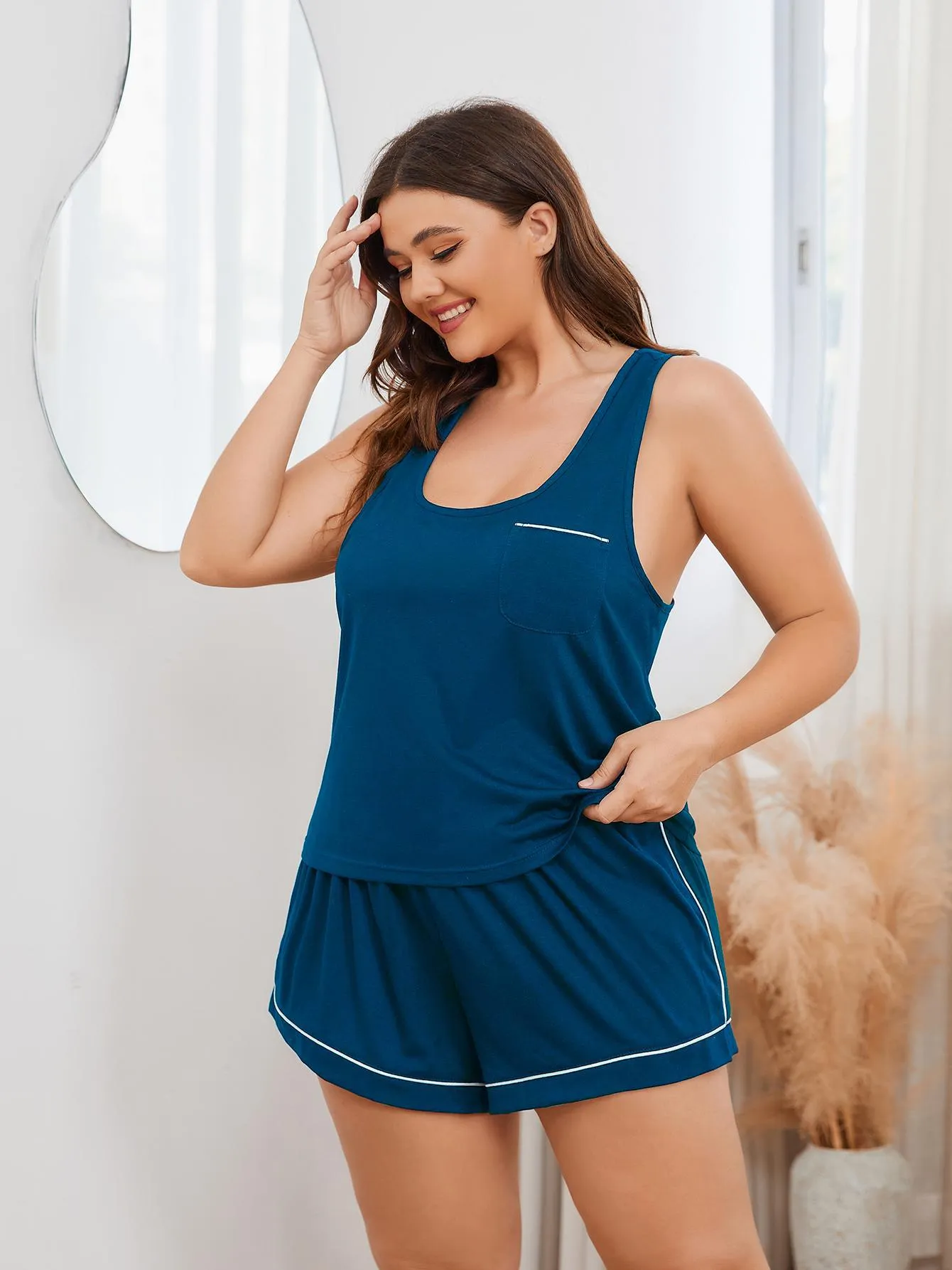 *APP EXCLUSIVE* Contrast Piping Racerback Tank and Shorts Lounge Set