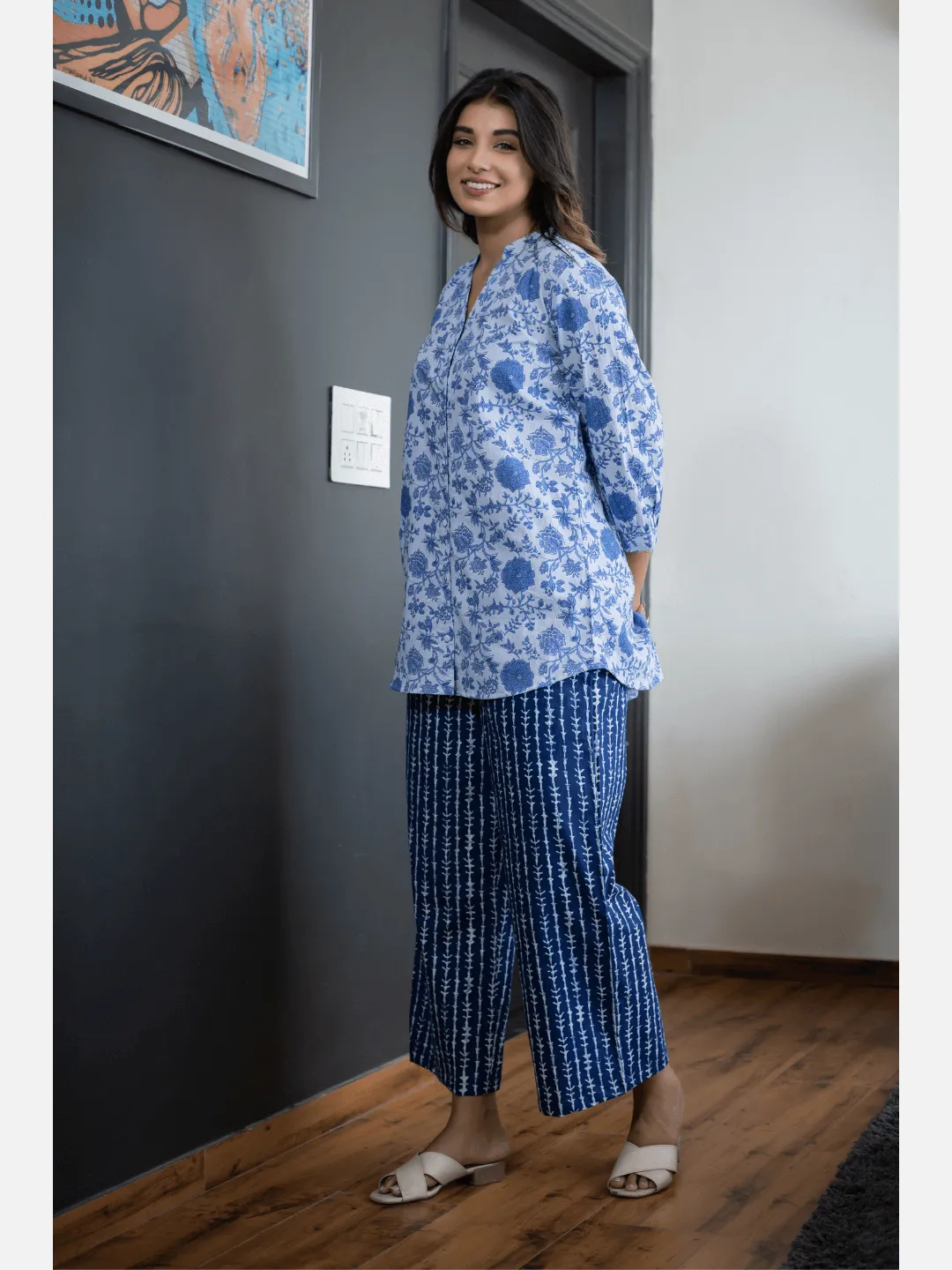 Blue Back pleated indigo Cotton Loungewear