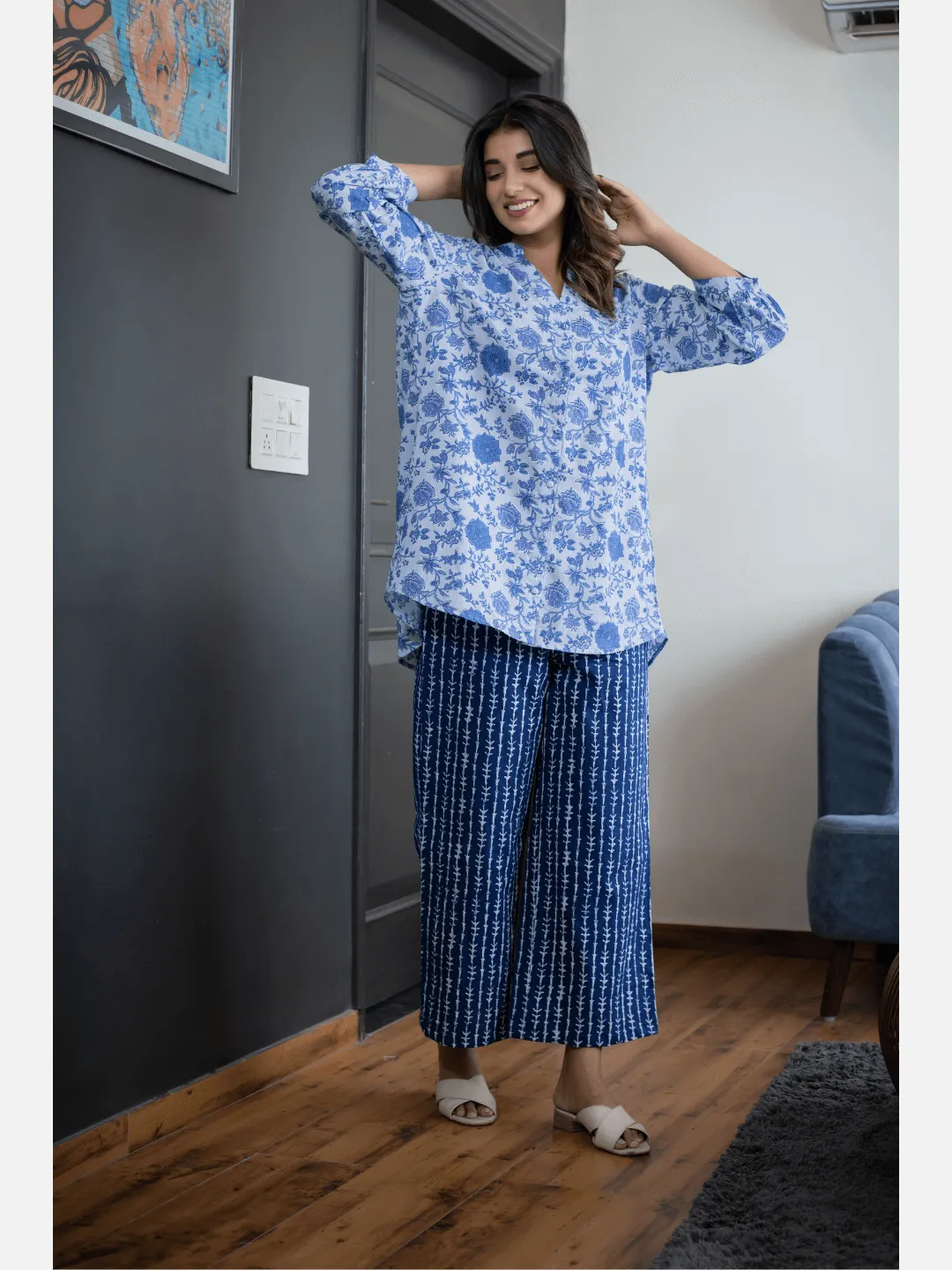 Blue Back pleated indigo Cotton Loungewear