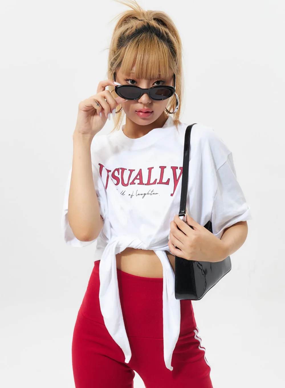 Bow Graphic Tee IL317