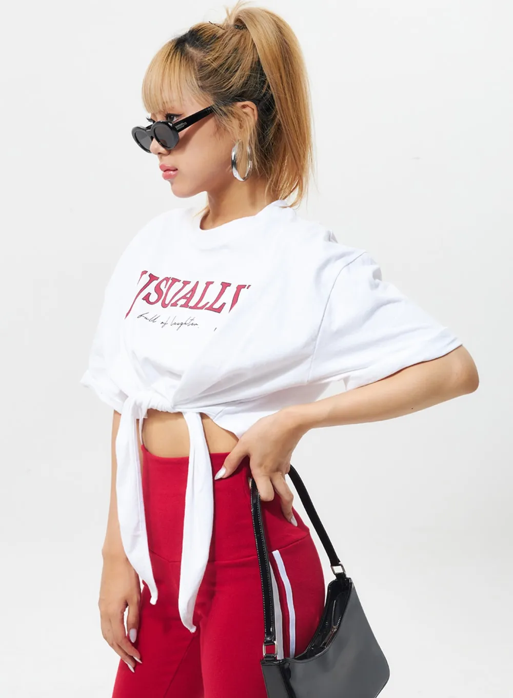 Bow Graphic Tee IL317