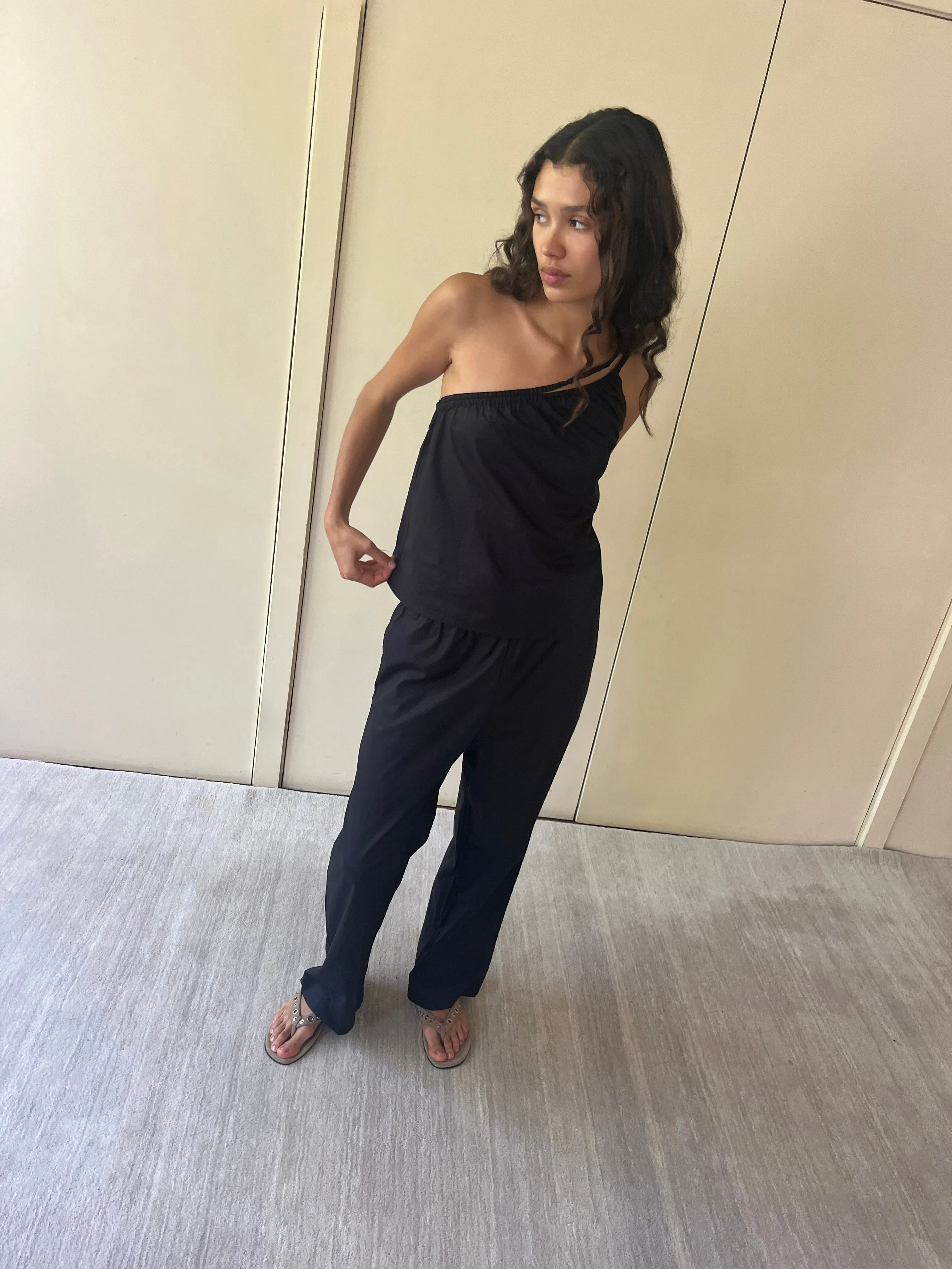 Ease Trouser - Black