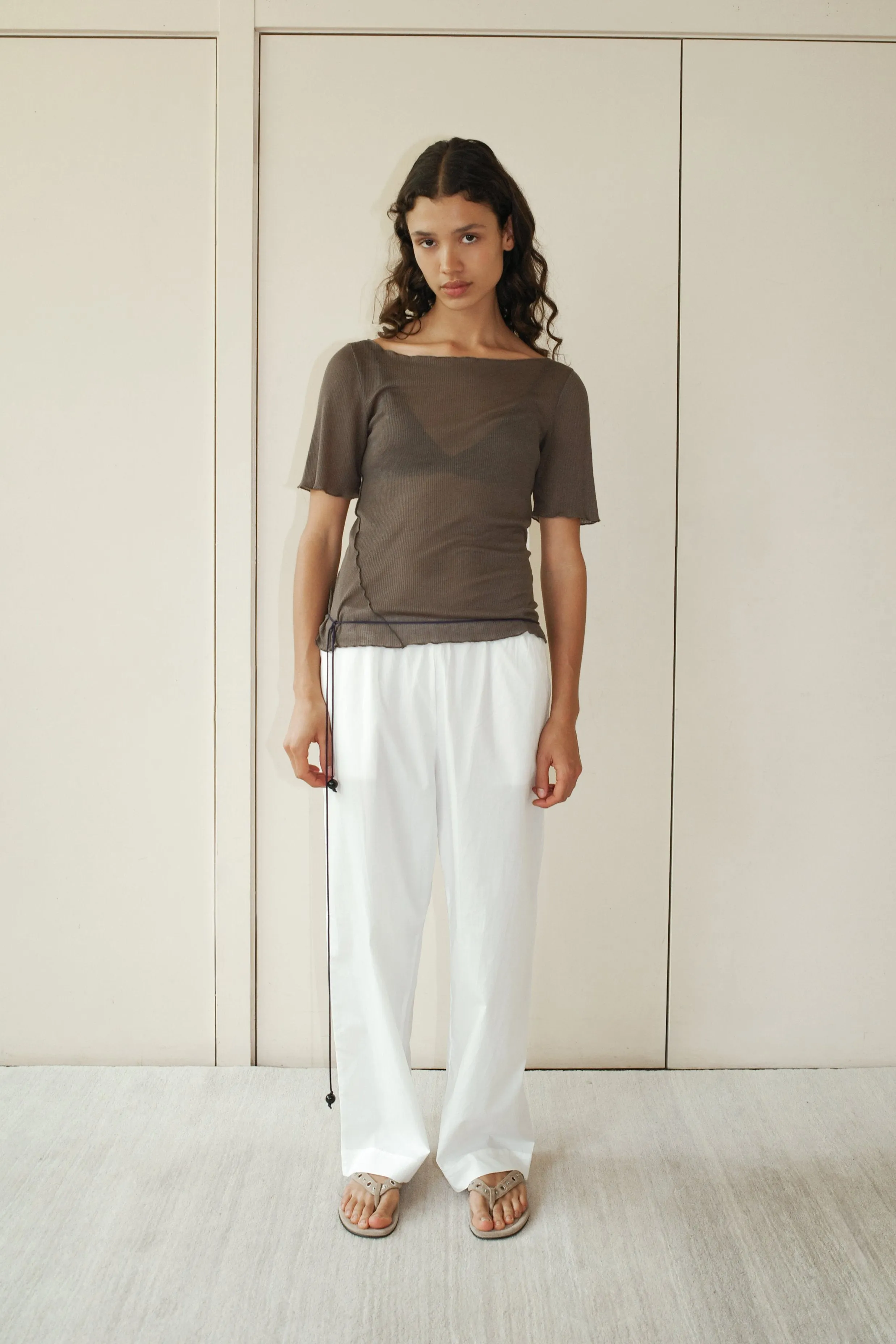 Ease Trouser - White