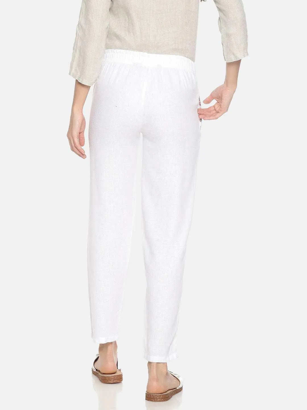 Ecentric Women's Beige and White Colour High low Lounge Wear Set