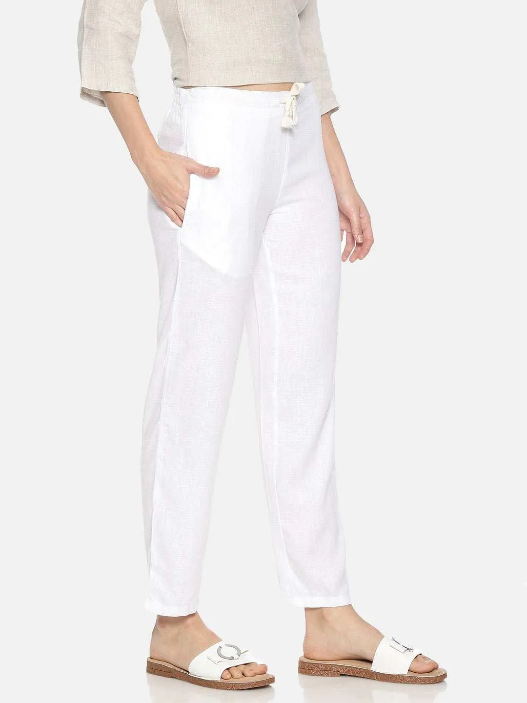 Ecentric Women's Beige and White Colour High low Lounge Wear Set
