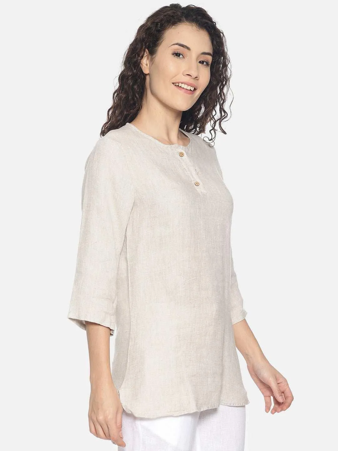 Ecentric Women's Beige and White Colour High low Lounge Wear Set