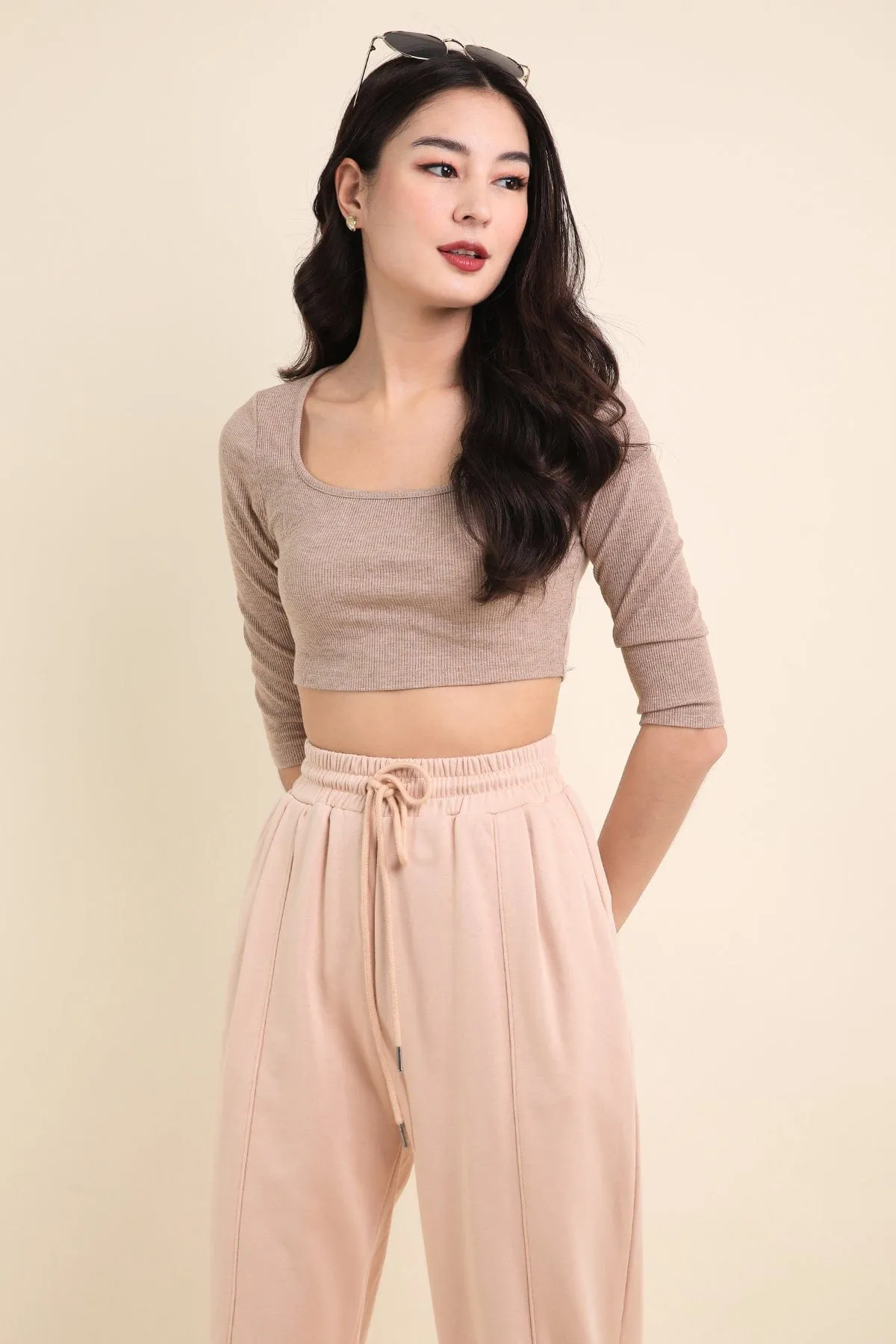 ELLIS SLEEVE KNIT TOP IN ACORN