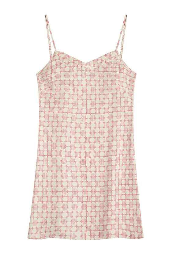 Mulberry Silk Nightdress - Jaipur Pink. Please note that pieces purchased in our Archive Sale can't be refunded. We are happy to offer an exchange, if we have the stock available or a credit note.