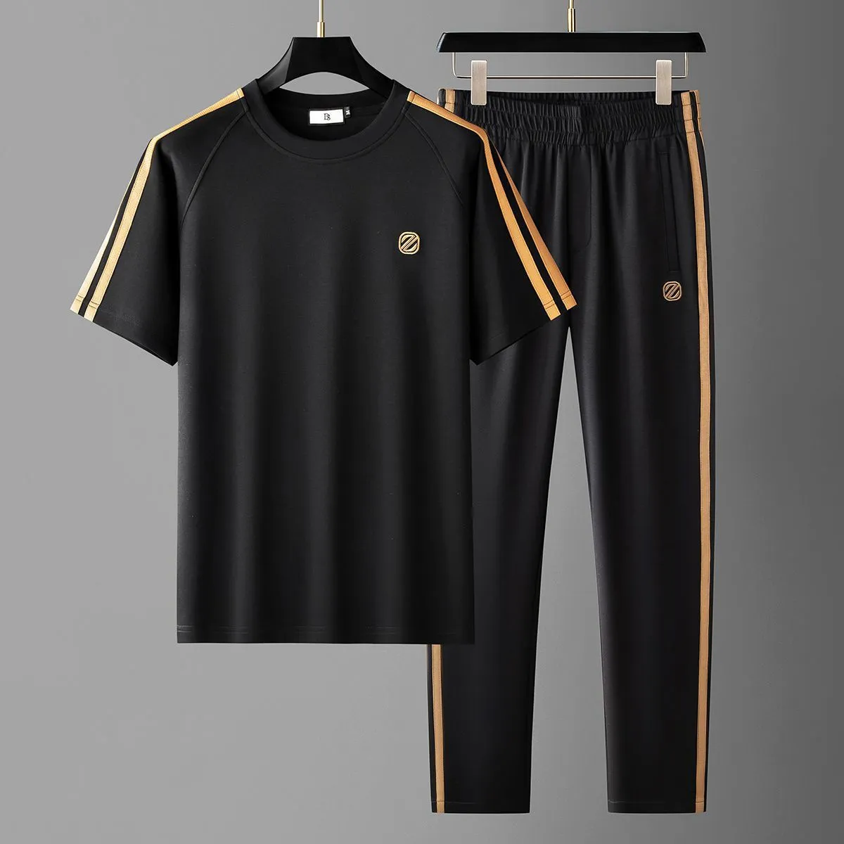 Stratus Flex Lounge Set